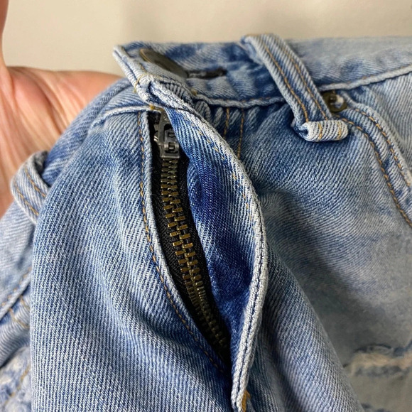 Rag & Bone Distressed Denim Boyfriend Shorts - Picture 7 of 10